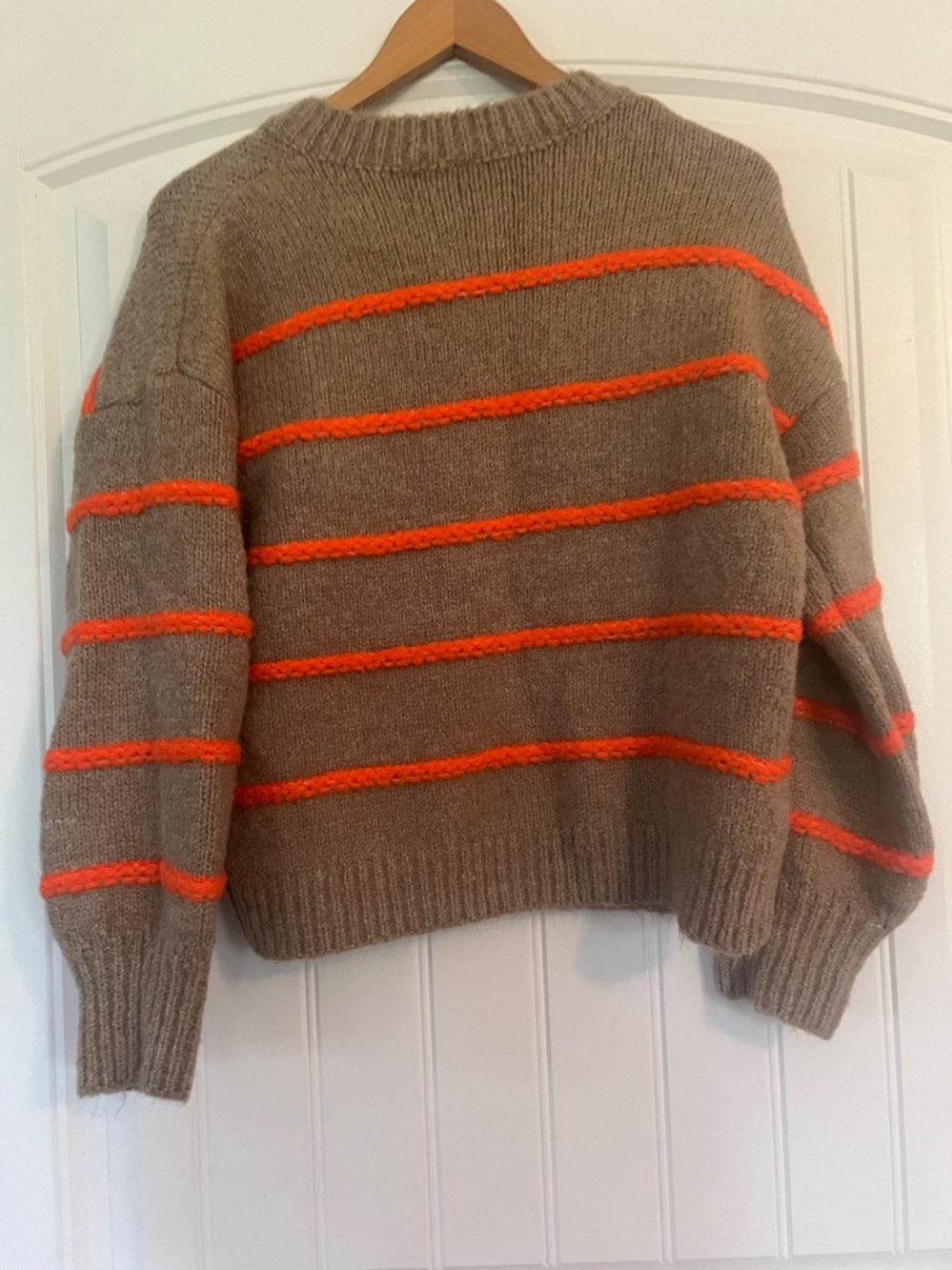 Stripped Cardigan Size Medium - Picture 4 of 4